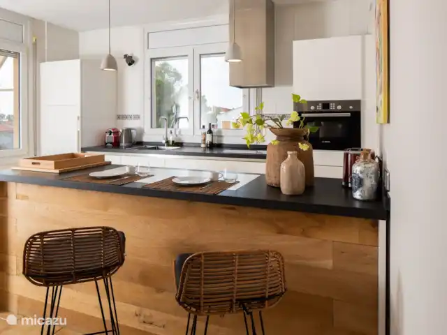 Villa Eole y Mar, à 100m de la mer | Espagne, Costa Dorada, L'Ampolla - villa Cuisine rénovée avec lave-vaisselle, plaque vitrocéramique, four, micro-ondes, réfrigérateur, machine Nespresso, bouilloire