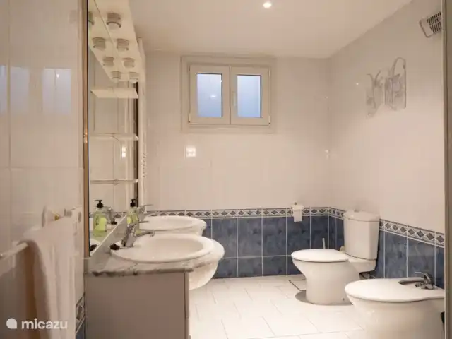 Villa Eole y Mar, à 100m de la mer | Espagne, Costa Dorada, L'Ampolla - villa Salle de bain dans l'appartement