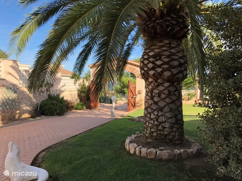 Eingang des Grundstücks