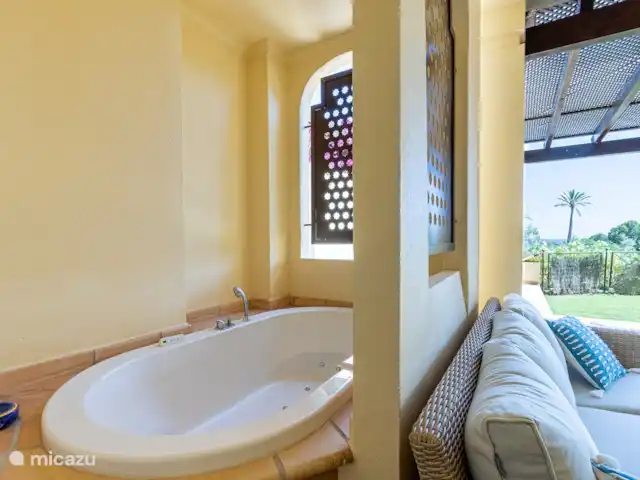 appartement huren in Spanje, Costa Blanca, Altea – Bella Gadea yacuzzi