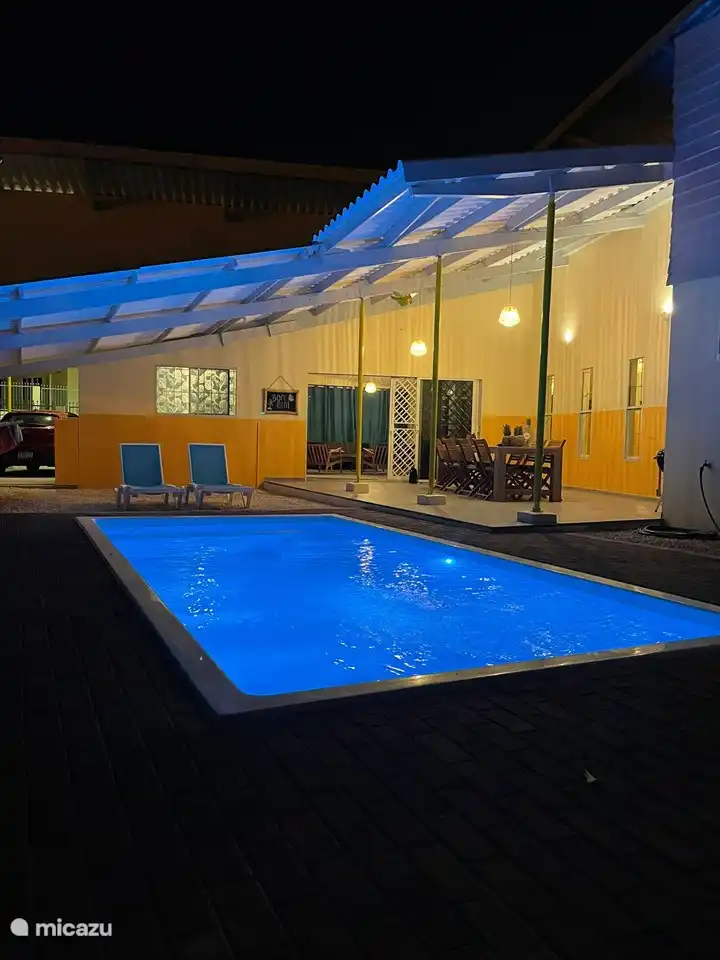 Tout est magnifiquement éclairé la nuit !