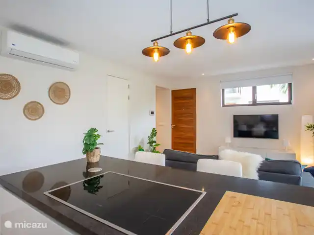 Jan Sofat LUX | Appartement A16 | Curaçao, Banda Ariba (est), Jan Sofat - appartement Cuisinière à induction