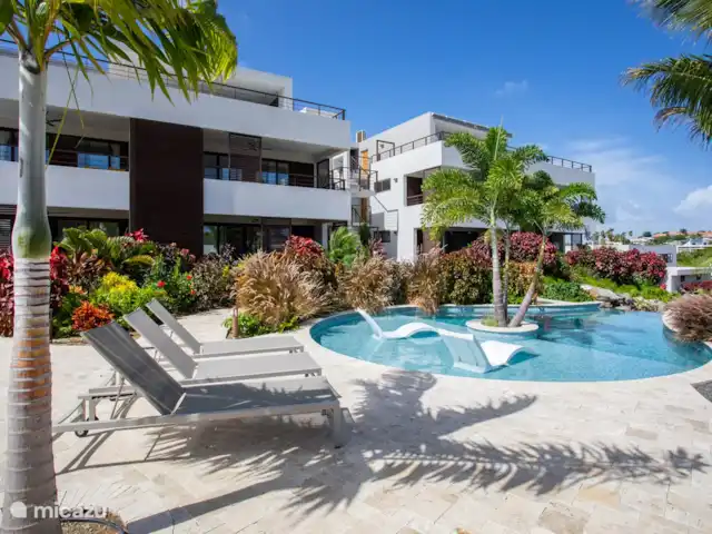Jan Sofat LUX | Appartement A16 | Curaçao, Banda Ariba (est), Jan Sofat - appartement Piscine d'eau salée commune à la station.