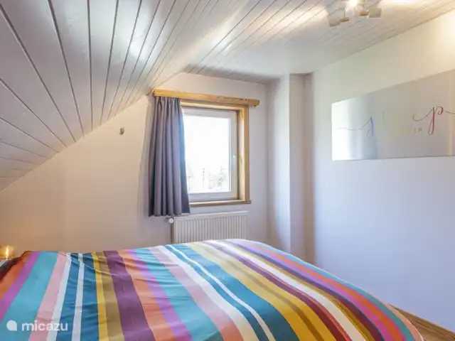 Villa Du Bonheur en Bélgica, Ardenas, Heure - villa dormitorio