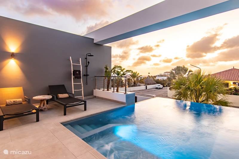 Casa vacacional Curaçao, Banda Arriba (este), Jan Thiel Penthouse Penthouse Lamar Villas I Wayaka