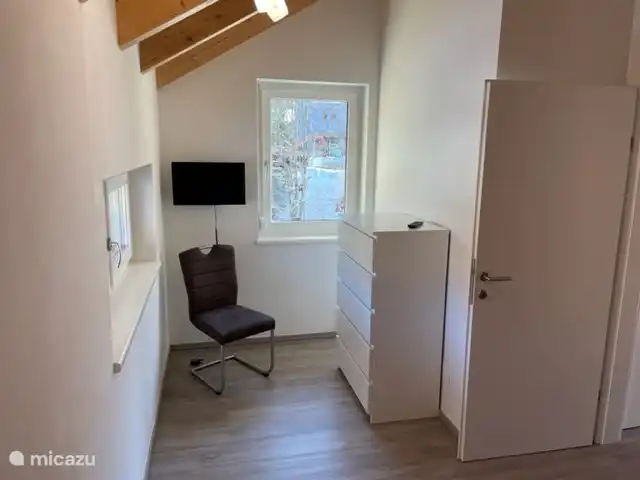 Chambre 2 (chambre double à l'avant)