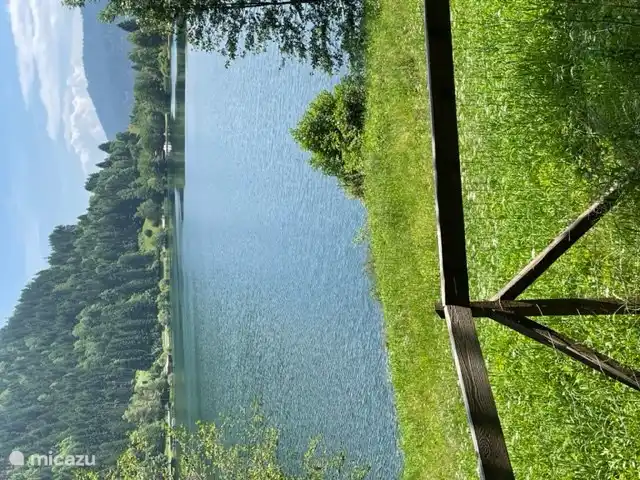 L’un des nombreux lacs à proximité immédiate