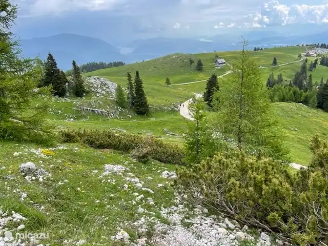 Via l’Alpenstrasse de Villacher dans les montagnes du Dobratsch