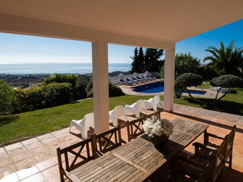 Casa vacacional España, Andalucía, Rincón de la Victoria Finca Gran villa con vistas al mar y piscina