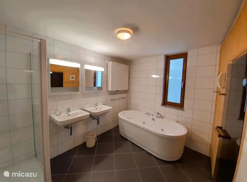 Badkamer begane grond