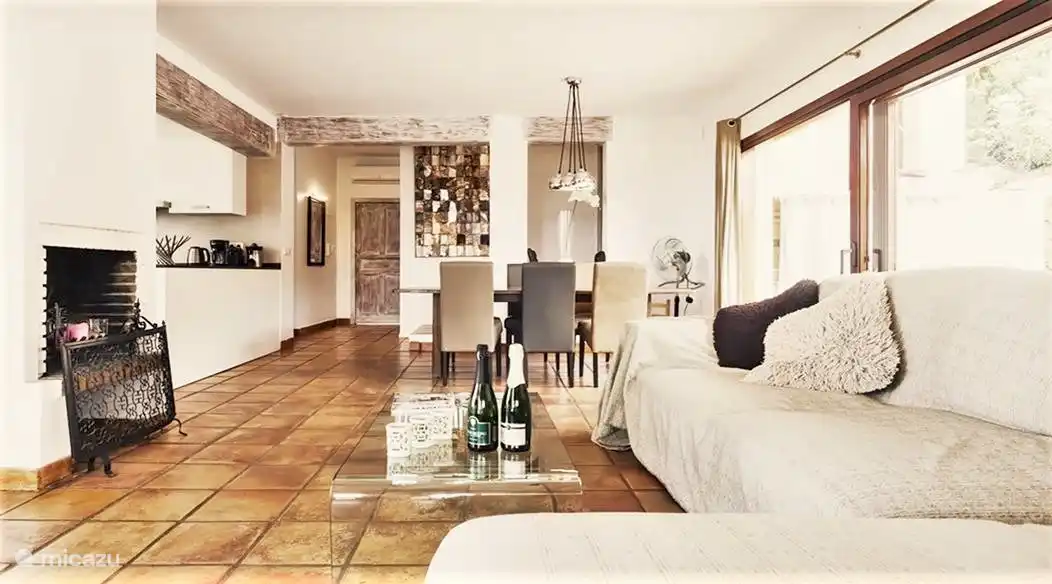 Amplia sala de estar