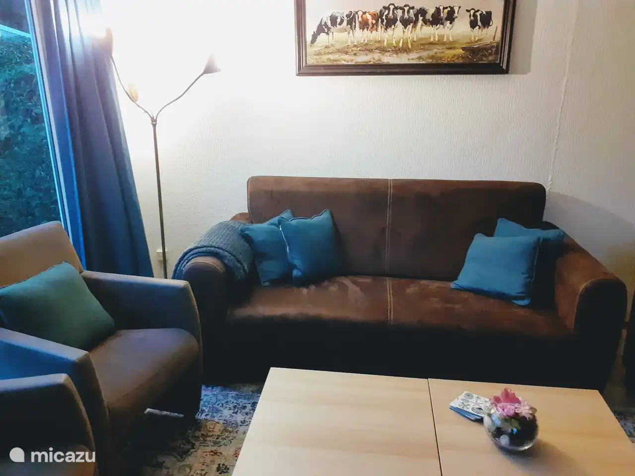 Interieur mit bequemem Sofa