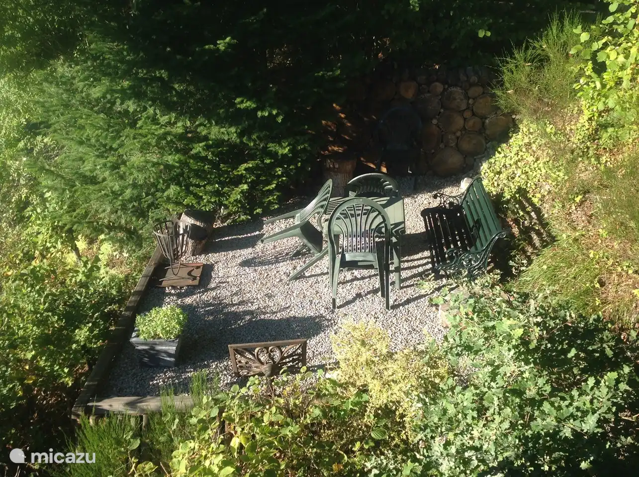 Terrace on the north side