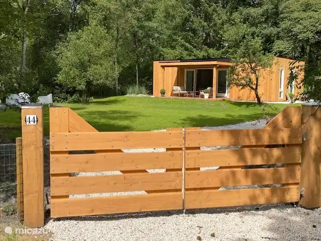 clôture avec jardin et vue