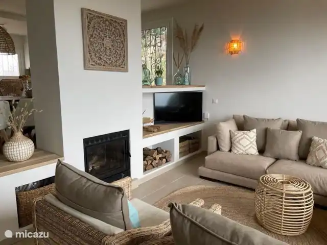 villa huren in Spanje, Costa Brava, Lloret de Mar – Villa Roca Brava knusse woonkamer