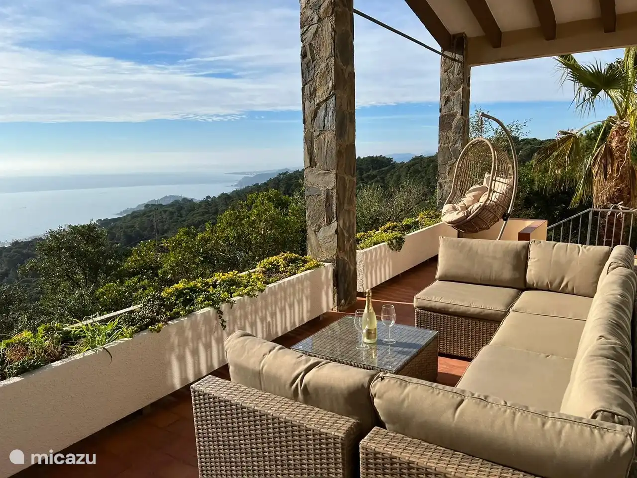 Terraza en la parte delantera con vistas al mar Mediterráneo