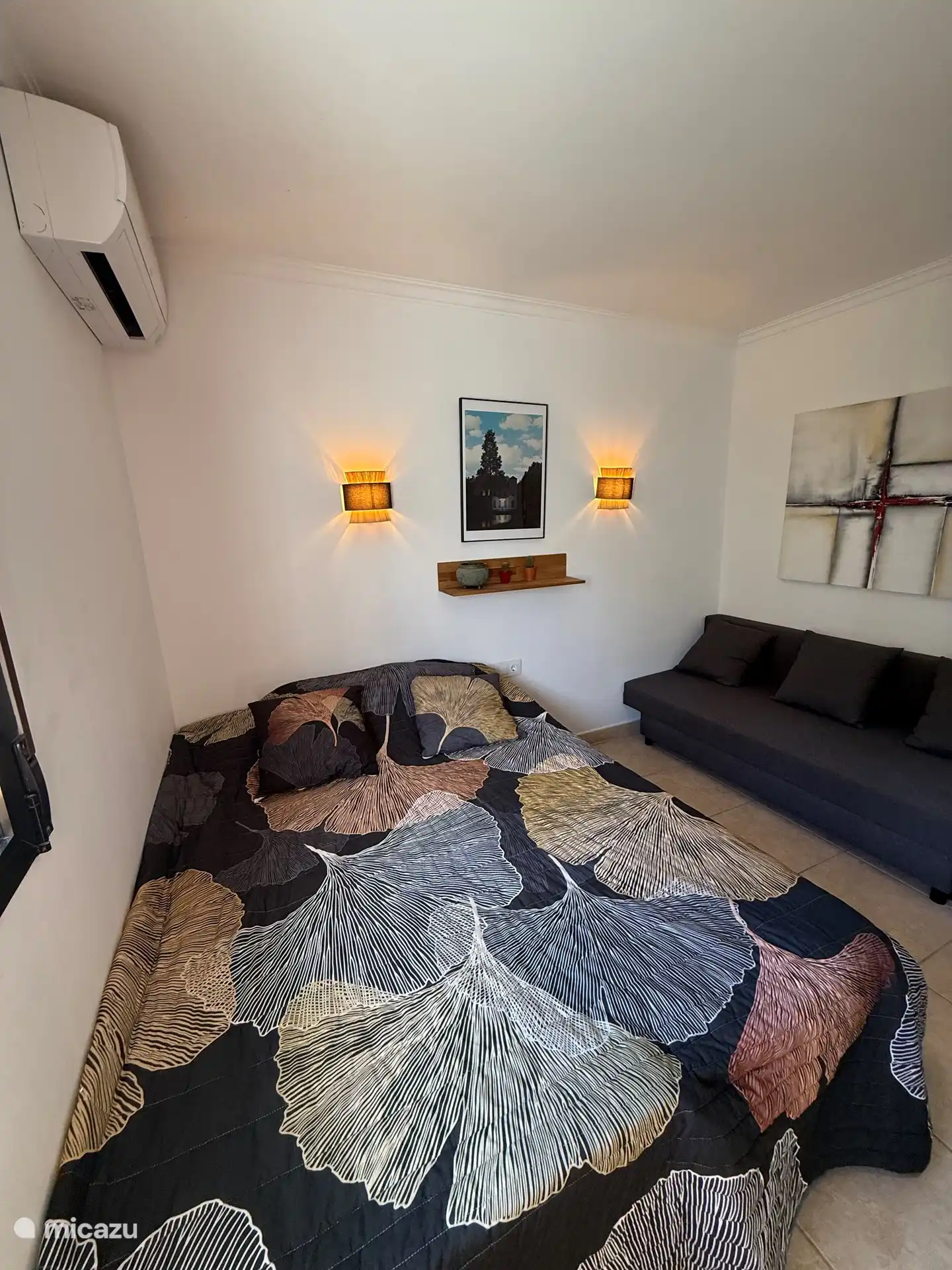 Slaapkamer 2 met 2-persoonsbed en extra slaapbank