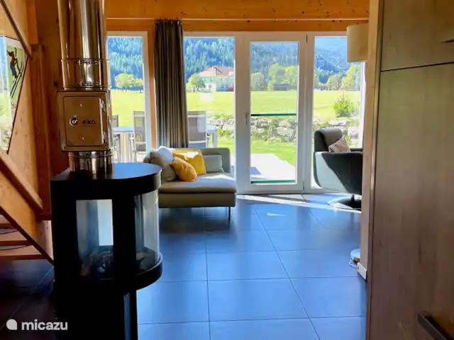 Location de Vacances Autriche, Styrie, Murau, chalet - Chalet Bellevue Murau Vue de la cuisine sur le salon