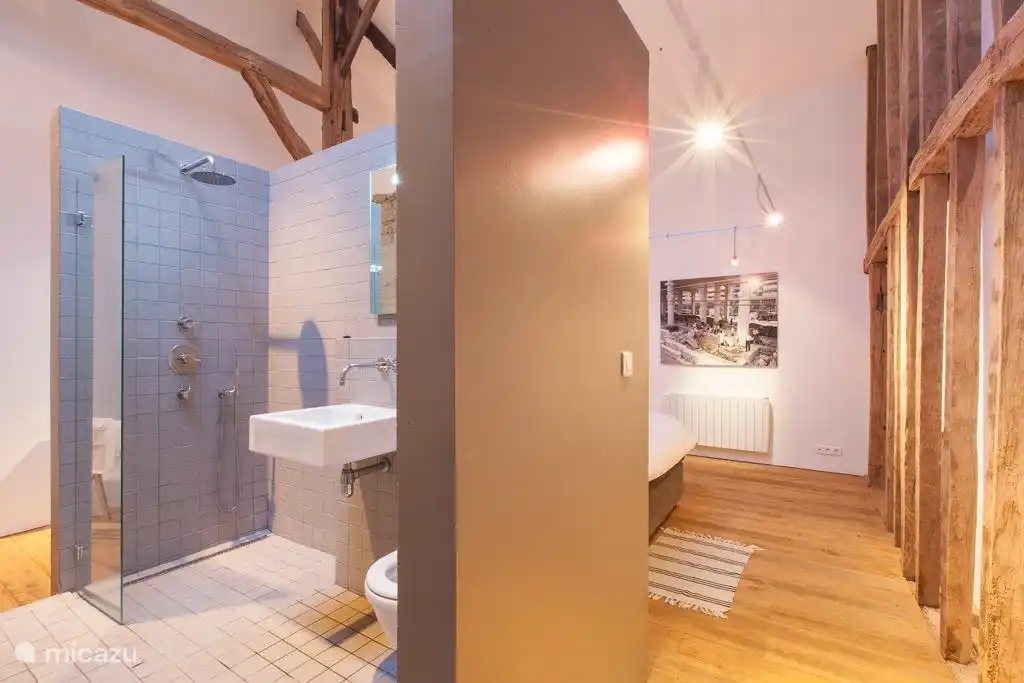 ba&#241;o, todos los dormitorios tienen ba&#241;o id&#233;ntico.