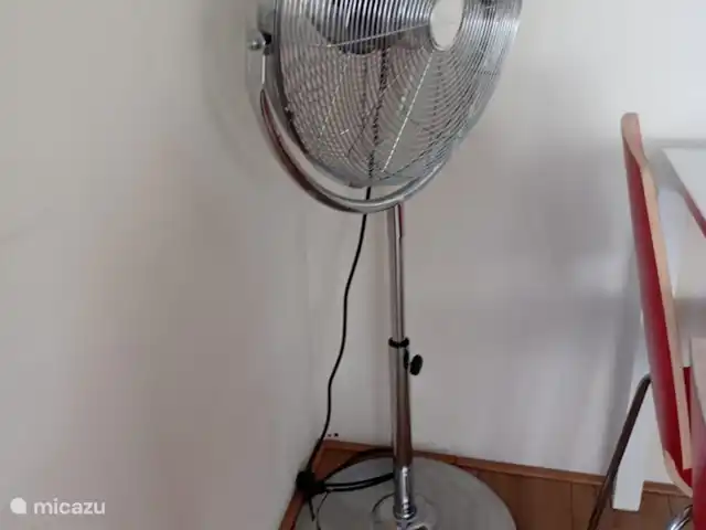 Location de Vacances Pays-Bas, Gueldre, Doornspijk, chalet - Chalet J8 Le ventilateur donne toujours un vent frais, si vous ou vous le voulez.