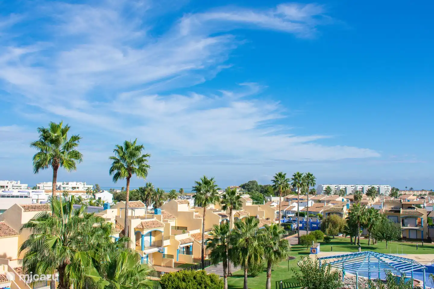 Vista al mar desde la terraza del tejado