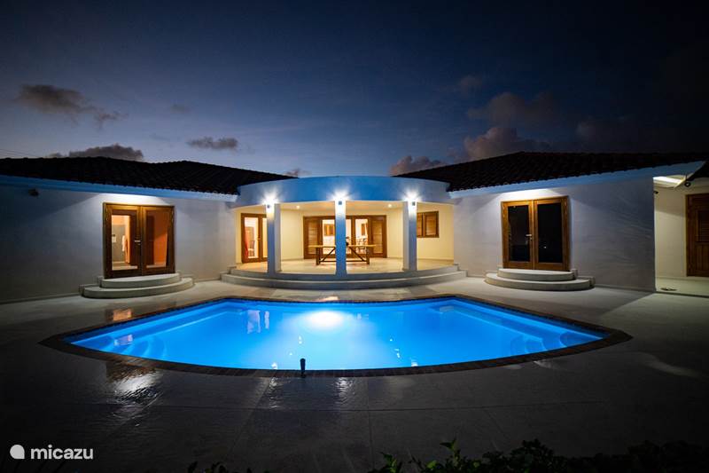 Vakantiehuis Curaçao, Banda Ariba (oost), Villapark Flamboyan Villa Villa Rica