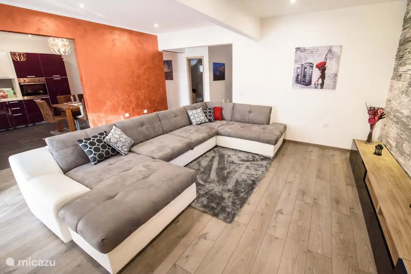 Salón con sofá cama