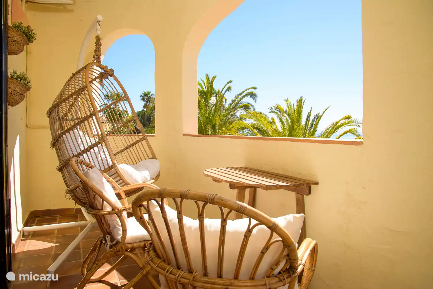 Balkon zum Hauptschlafzimmer mit schönem Meerblick 