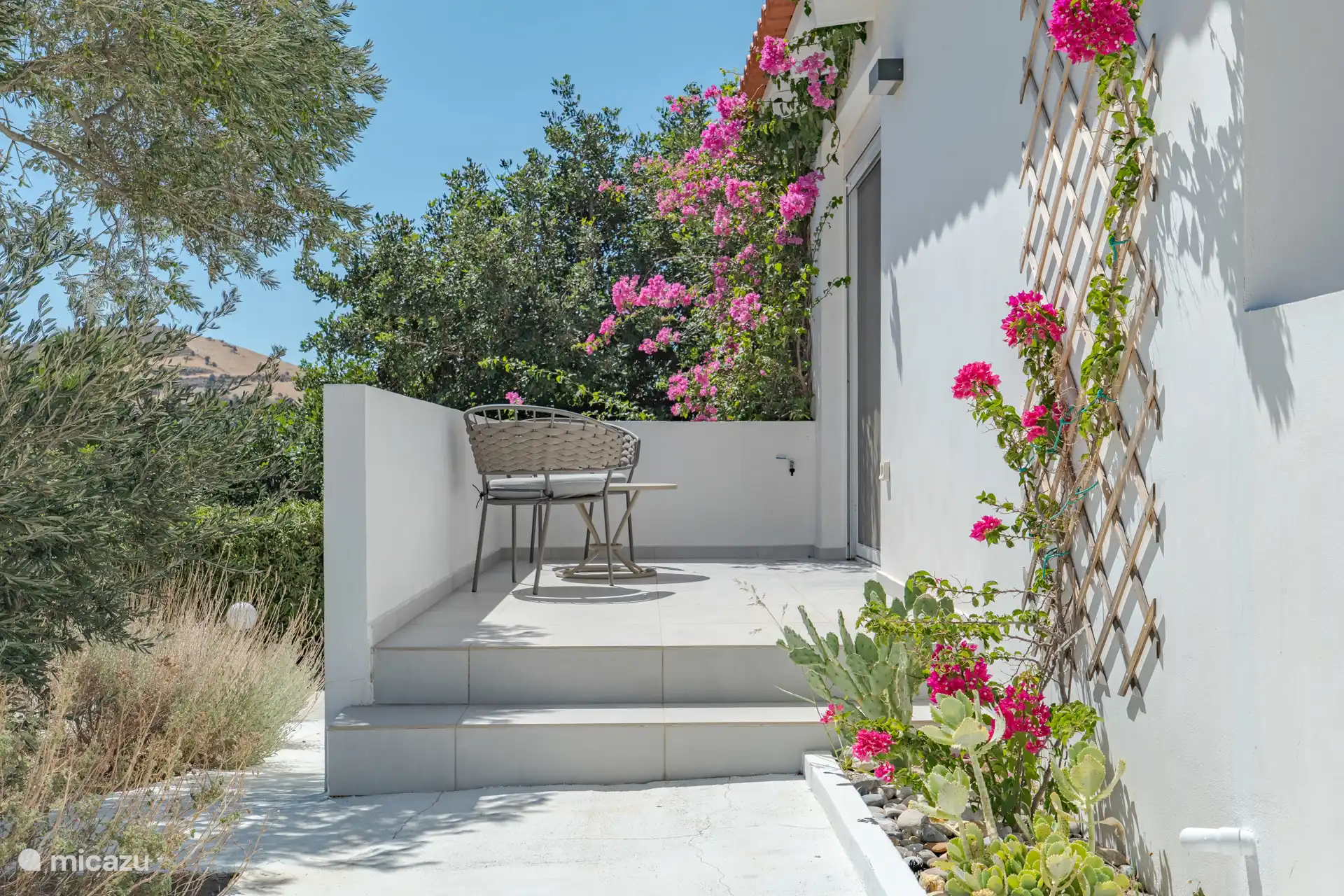Terras bij slaapkamer