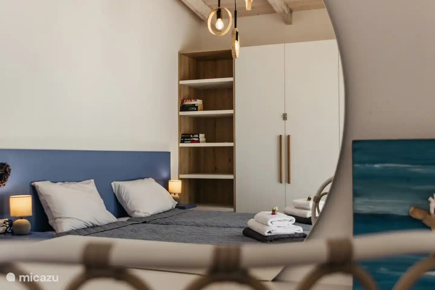 Es gibt auch viel Stauraum im 2. Schlafzimmer.