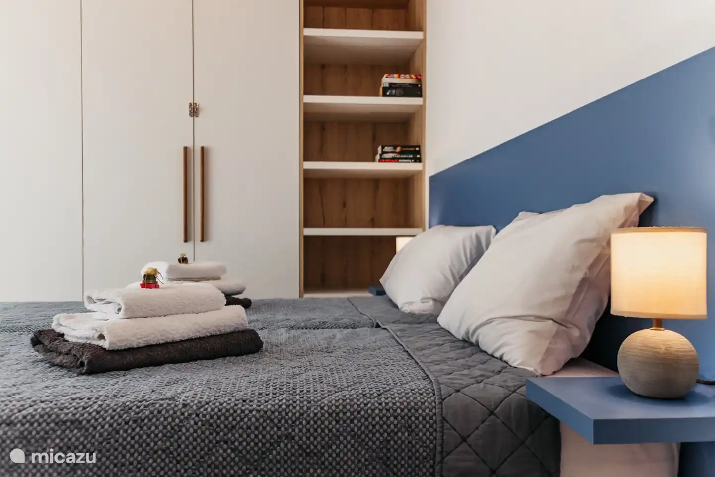 Hier sind auch ein paar Bücher für Sie zu lesen.