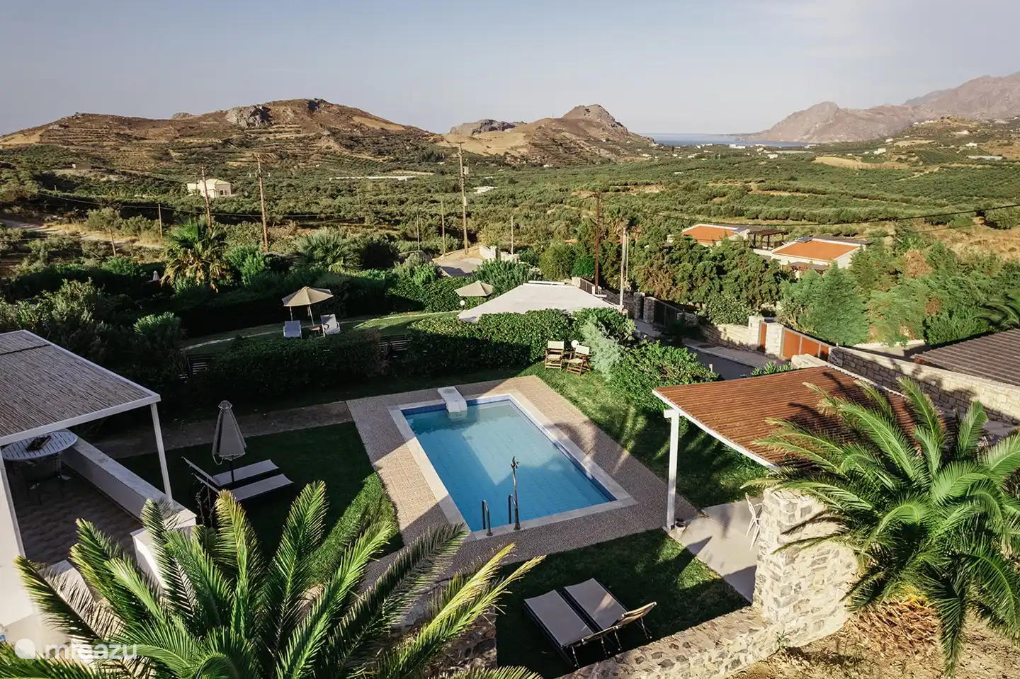 Übersicht Garten mit Meerblick....