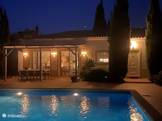 Boa Vida | Portugal, Algarve, Moncarapacho - villa Devant la villa