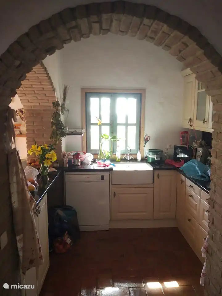 Acogedora cocina, totalmente equipada.