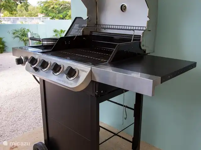 Paradis tropical avec piscine privée | Curaçao, Banda Abou (ouest), Big Mountain - bungalow Beau BBQ sur le grand barbecue à gaz
