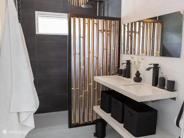 Paradis tropical avec piscine privée | Curaçao, Banda Abou (ouest), Big Mountain - bungalow salle de bain 1