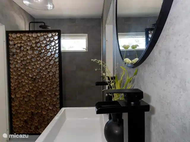 Paradis tropical avec piscine privée | Curaçao, Banda Abou (ouest), Big Mountain - bungalow Salle de bain-2