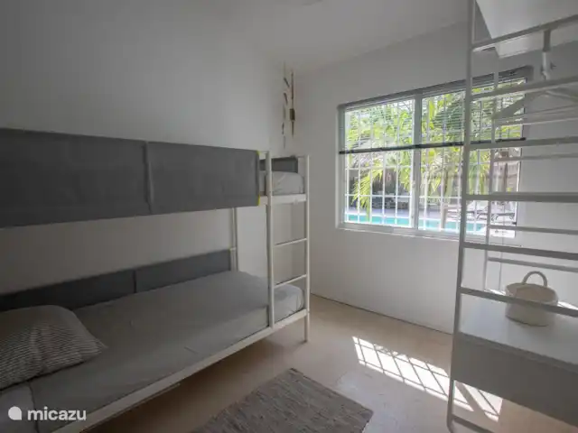 Paradis tropical avec piscine privée | Curaçao, Banda Abou (ouest), Big Mountain - bungalow Chambre 4 avec lits superposés