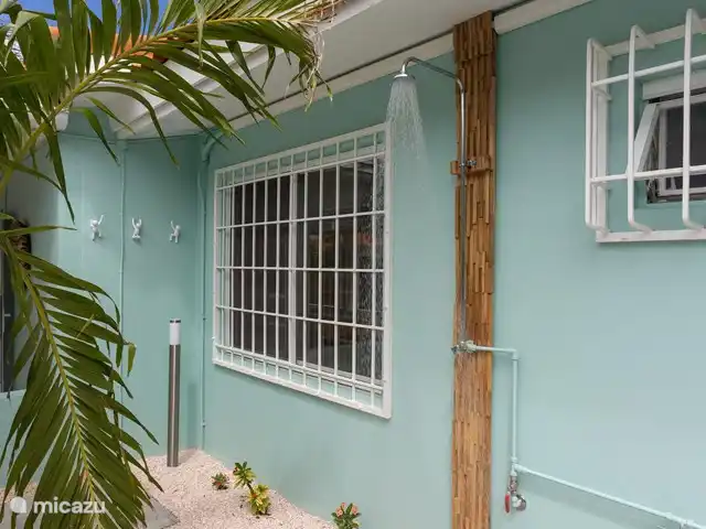Paradis tropical avec piscine privée | Curaçao, Banda Abou (ouest), Big Mountain - bungalow La douche extérieure