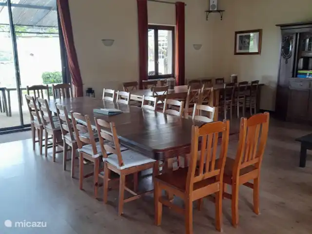 Location de Vacances France, Corrèze, Perpezac-le-Blanc, gîte / cottage - Domaine proche de la Dordogne Domaine Leyvinie, gîte Merlot, salon