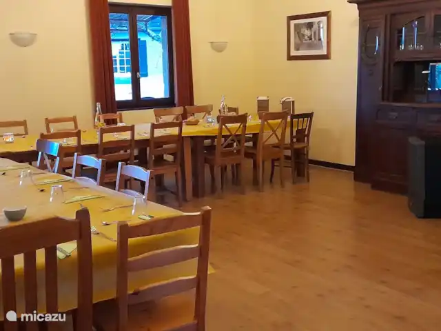 Location de Vacances France, Corrèze, Perpezac-le-Blanc, gîte / cottage - Domaine proche de la Dordogne Domaine Leyvinie, gîte Merlot
