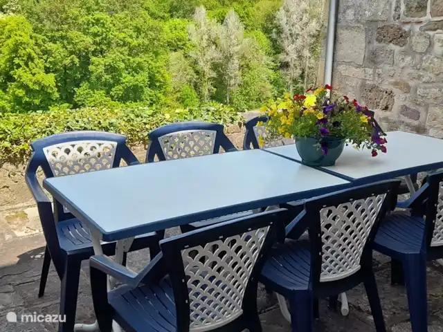 Location de Vacances France, Corrèze, Perpezac-le-Blanc, gîte / cottage - Domaine proche de la Dordogne Domaine Levyinie, terrasse Gite Grenache