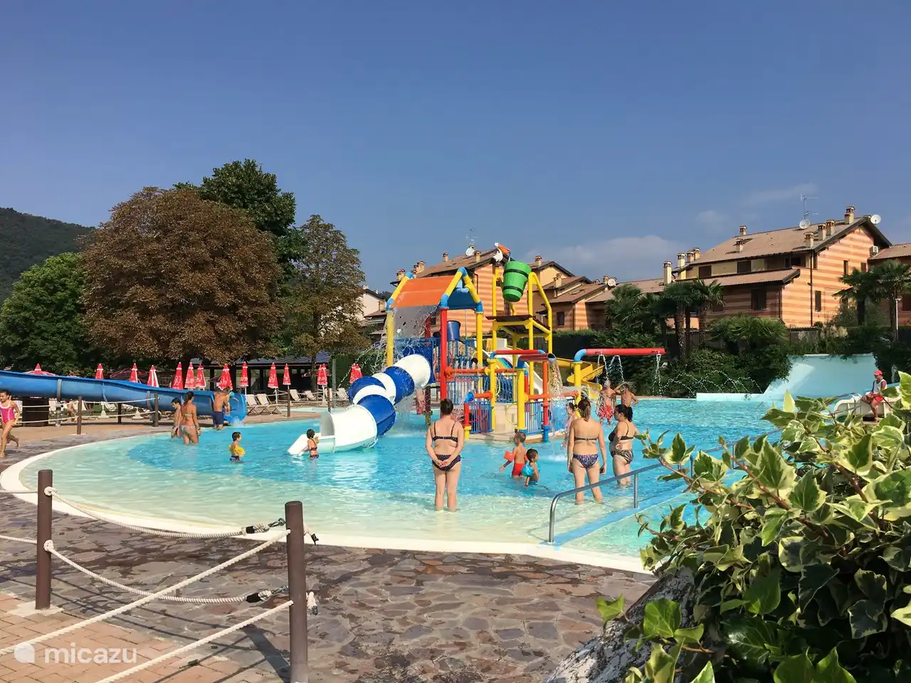 Aqua Splash Franciacorta, 20 km van Casa Lago d'Iseo. Ook voor de kleinsten een paradijs!