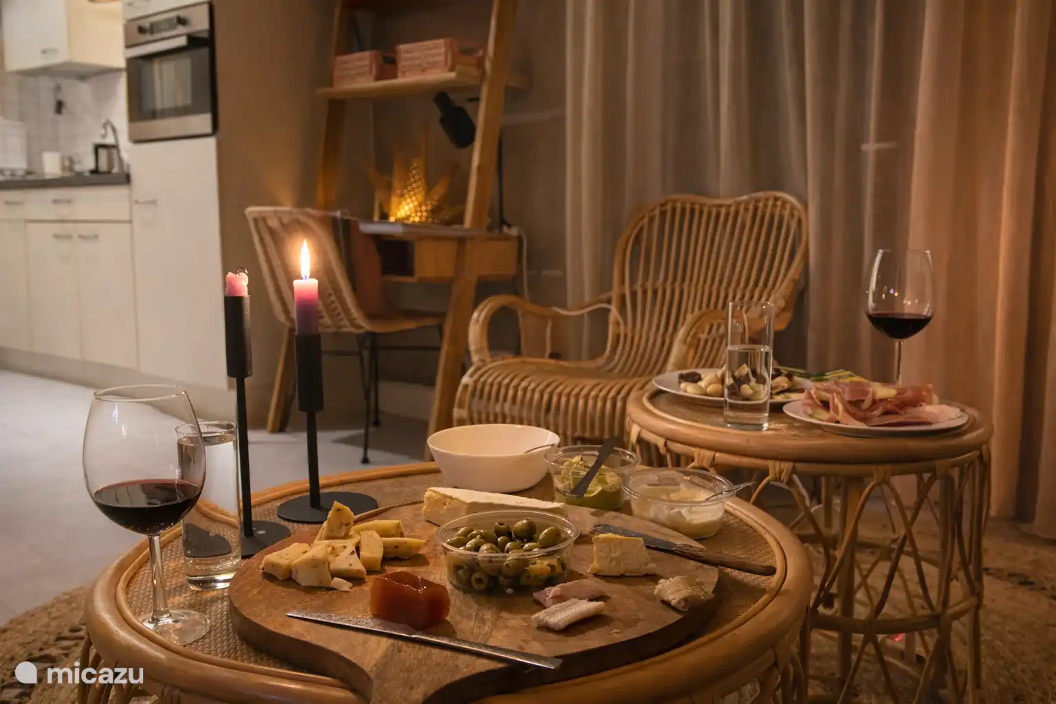 Thuiskomen na een lange boswandeling