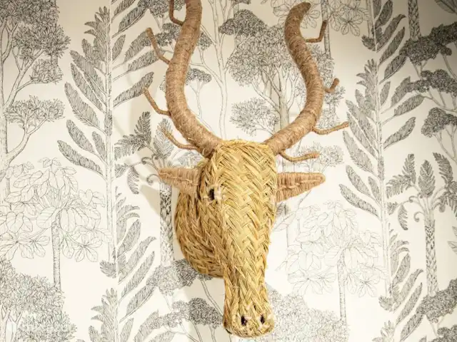 tiny house huren in Nederland, Gelderland, Epe – StayatSas Tiny House Sam op Veluwe! Detailfoto van de wand decoratie op de kinderkamer