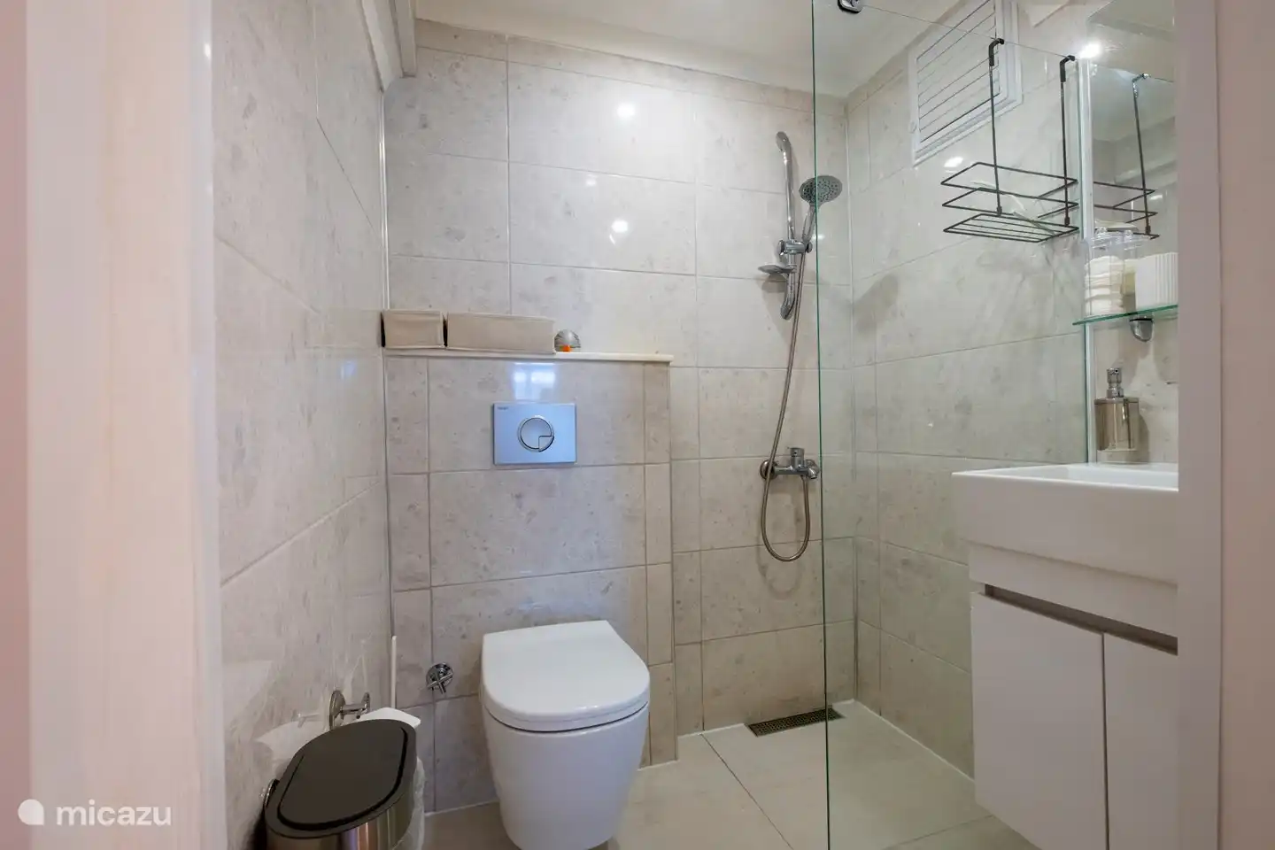 Ezgis Suite mit Terrasse im Herzen von Marmaris