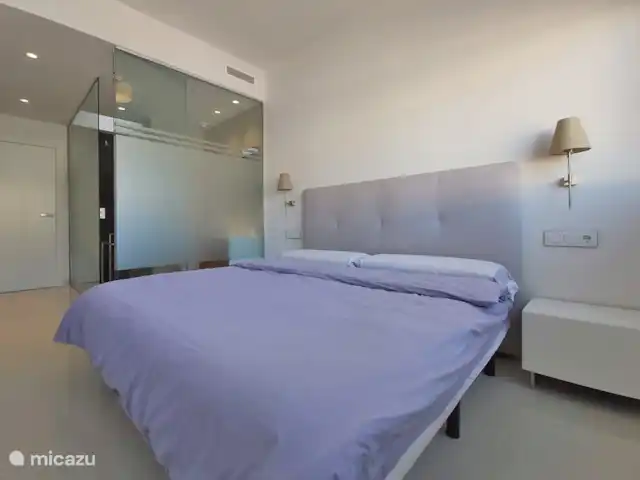 Amay 880 No.30 Torrevieja en España, Costa Blanca, Torrevieja - apartamento Dormitorio 1 con baño en suite.