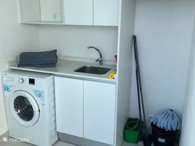 Amay 880 No.30 Torrevieja en España, Costa Blanca, Torrevieja - apartamento lavadora está en la terraza de la azotea.