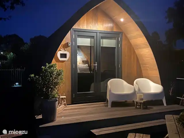 Location de Vacances Pays-Bas, Brabant-Septentrional, Alternate, chambres d'hôtes - B&B de Roem van Altena pod 1 Le pod scandinave le soir.