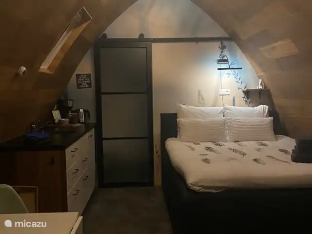 Location de Vacances Pays-Bas, Brabant-Septentrional, Alternate, chambres d'hôtes - B&B de Roem van Altena pod 1 Vue d'ensemble de l'intérieur attrayant du pod scandinave.